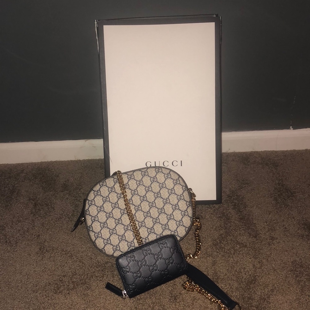 AUTHENTIC NEVER USED GUCCI CROSSBODY And WALLET